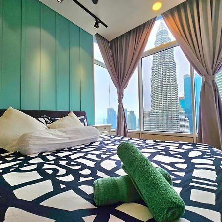 Sky Suites Klcc At Kuala Lumpur Esterno foto