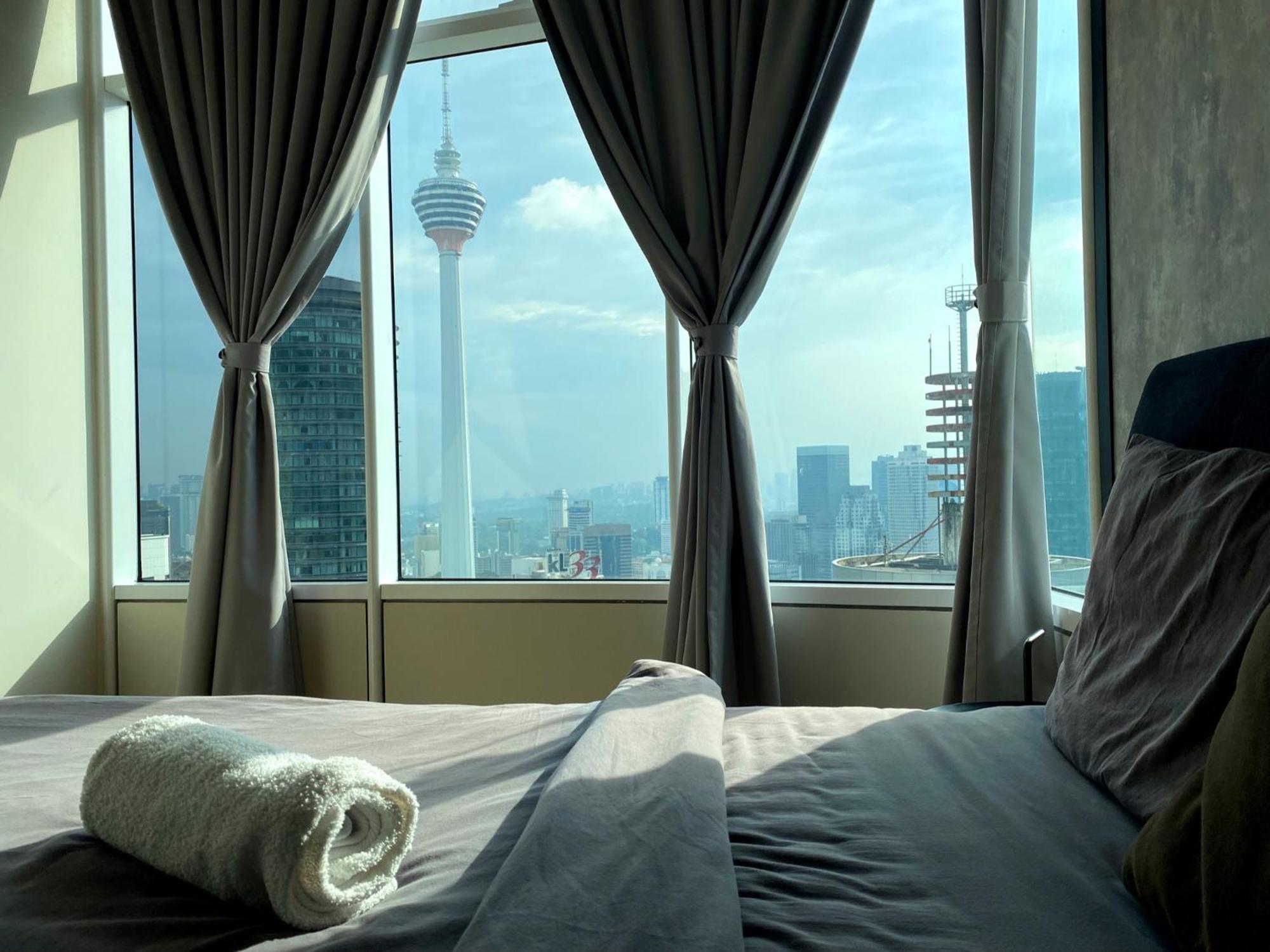 Sky Suites Klcc At Kuala Lumpur Esterno foto