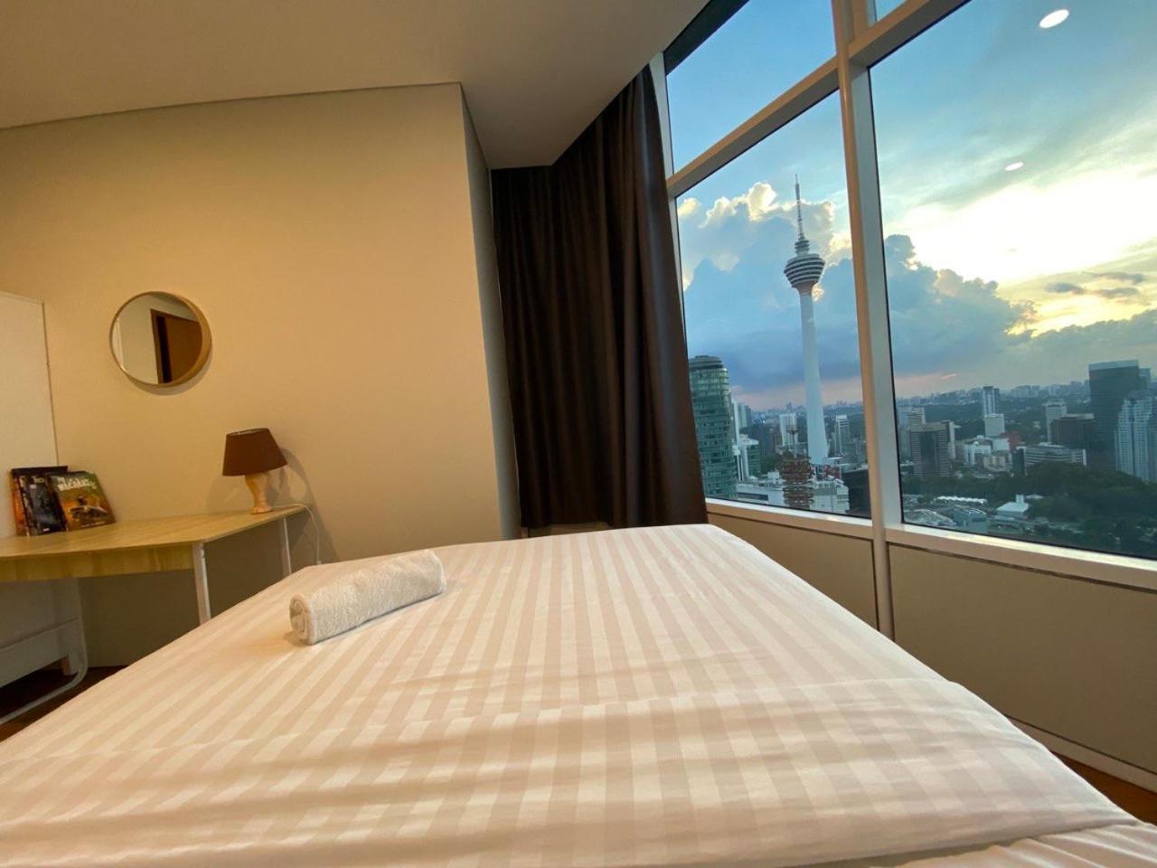Sky Suites Klcc At Kuala Lumpur Esterno foto