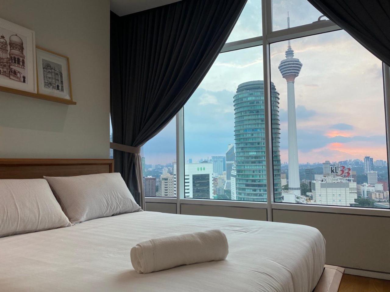 Sky Suites Klcc At Kuala Lumpur Esterno foto