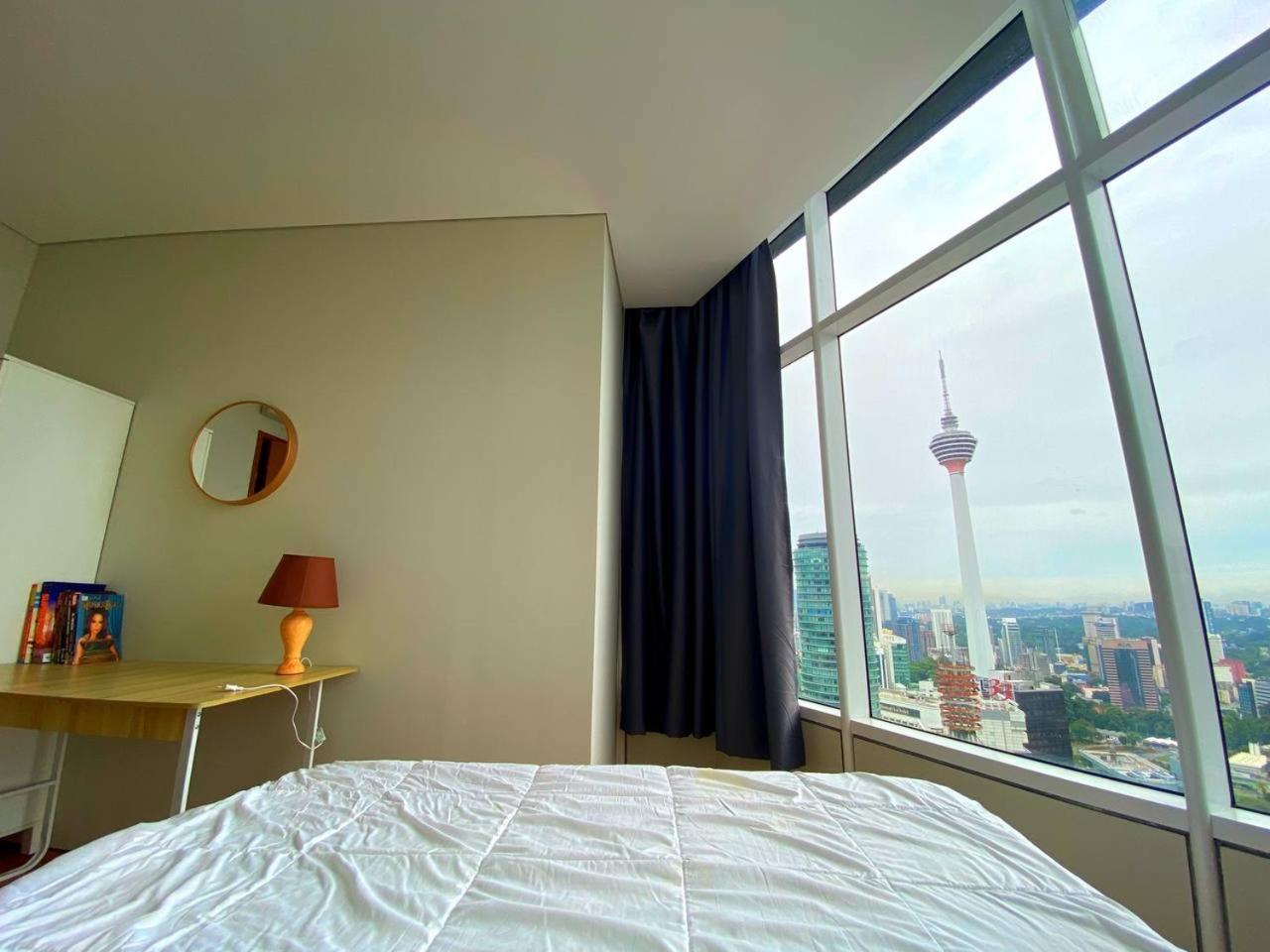 Sky Suites Klcc At Kuala Lumpur Esterno foto