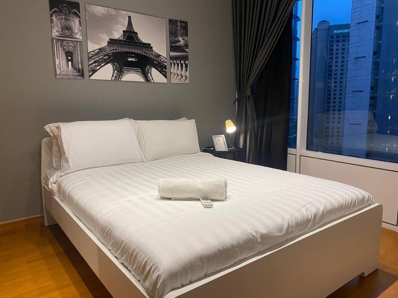 Sky Suites Klcc At Kuala Lumpur Esterno foto