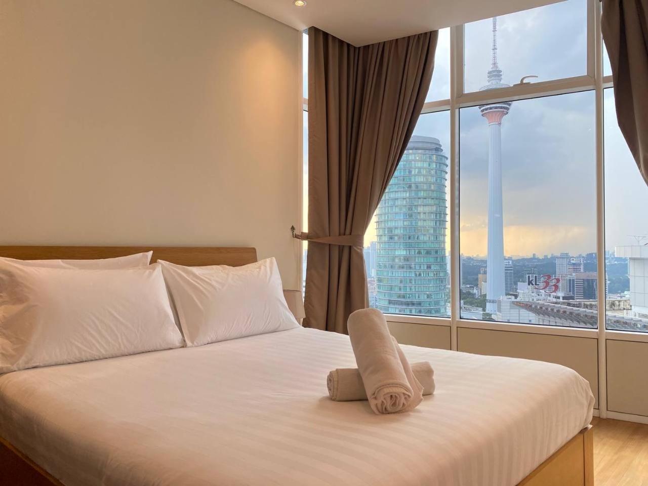 Sky Suites Klcc At Kuala Lumpur Esterno foto